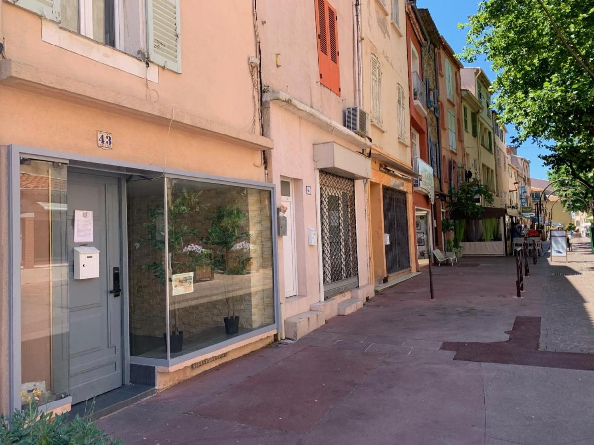 Excellent Studio au cœur historique de Fréjus Exterior foto